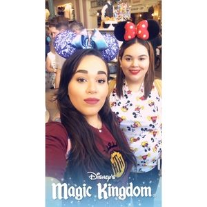 Meet your Posher, Glory